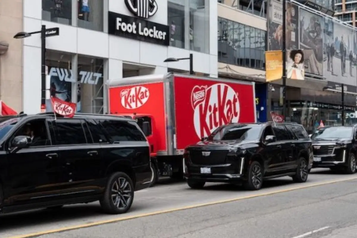 KitKat escolta su camión tras robo de 12 toneladas de chocolate