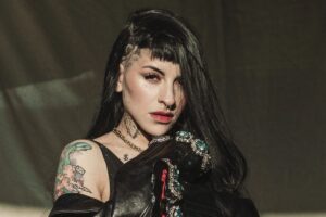 Cazzu obtiene Visa para viajar con Inti a Estados Unidos