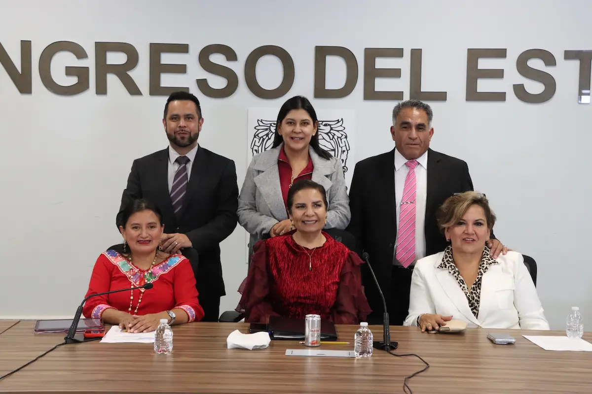 Comisión del Congreso aprueba dictamen para suprimir el Instituto de Bienestar Animal y transferir sus atribuciones al SEDIF