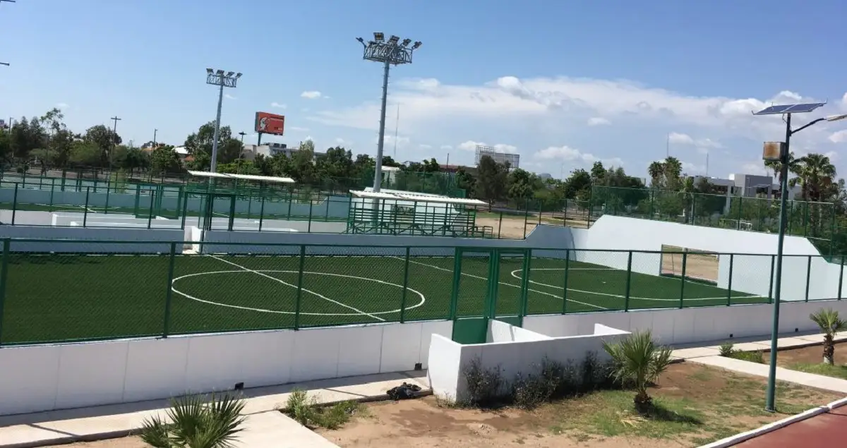 207 canchas de futbol en Puebla son rehabilitadas y construidas