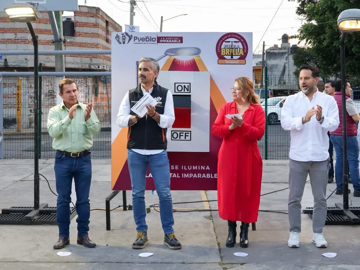 Puebla Brilla llega a Cleotilde Torres