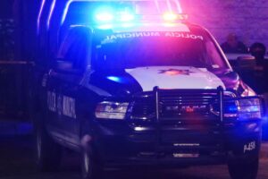 Avientan piedras contra unidad del transporte de Metepec