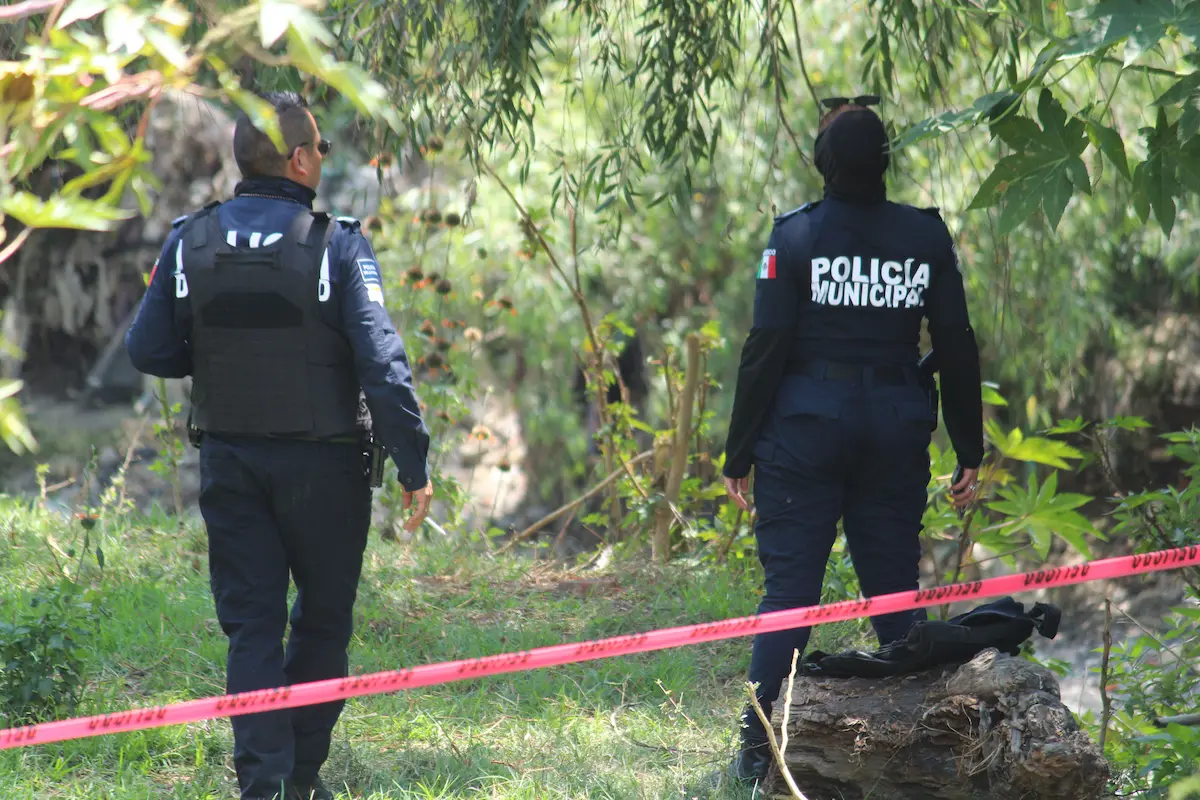 Localizan cuerpo baleado en el río Alseseca