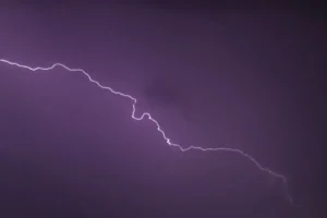 Qué es una tormenta negra y por qué se viralizó este domingo