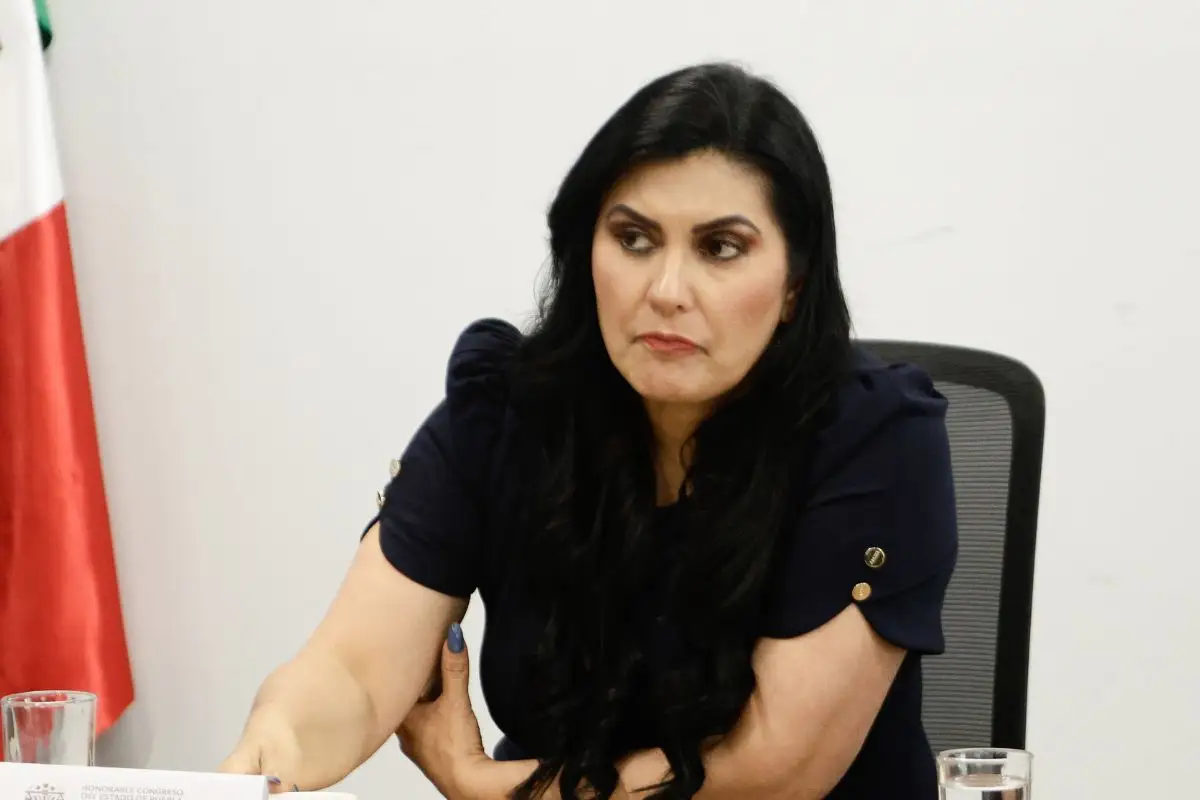 Universidades tendrían 6 meses para entregar títulos en Puebla