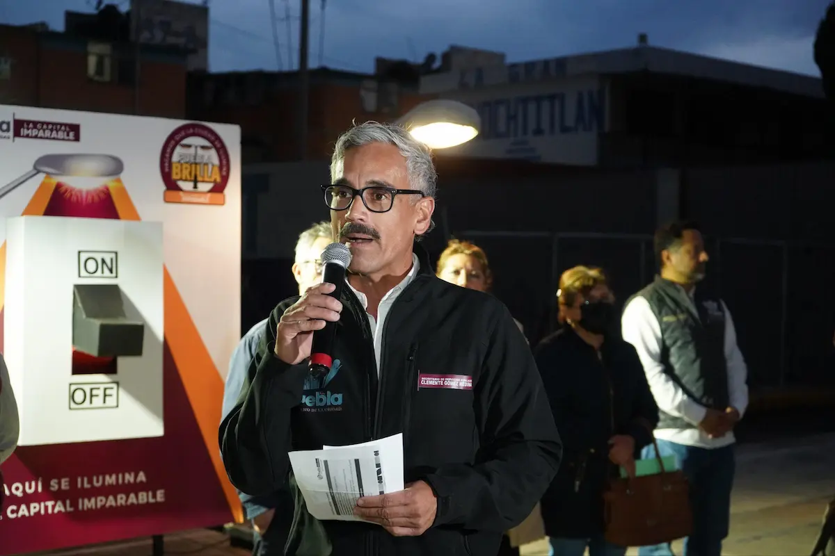Llega Puebla Brilla a San Aparicio; inaugura gobierno de Pepe Chedraui 107 luminarias modernizadas con LED