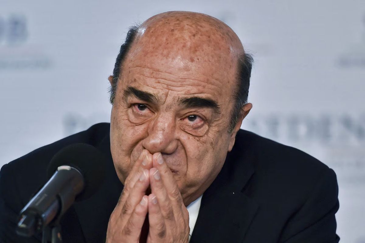 ¿Por qué hospitalizan a Jesús Murillo Karam y cuál es su estado de salud?