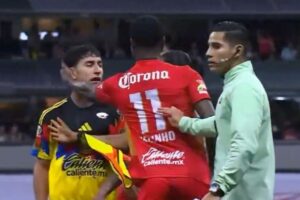 Helinho cacheteó a Alejandro Zendejas