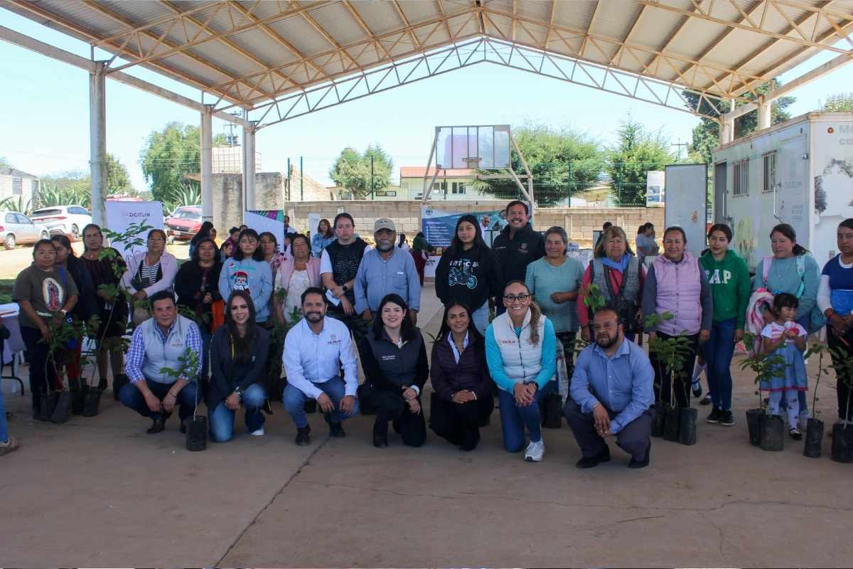 BUAP y Ayuntamiento de Zacatlán realizan Jornada Interdisciplinaria y de Salud Bucal en Las Lajas