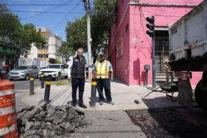 Pepe Chedraui refuerza programa de bacheo para mejorar la movilidad en la ciudad