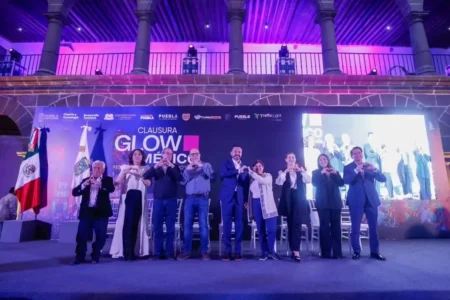 Puebla se llenó de arte, festival Glow rompe expectativas de asistencia