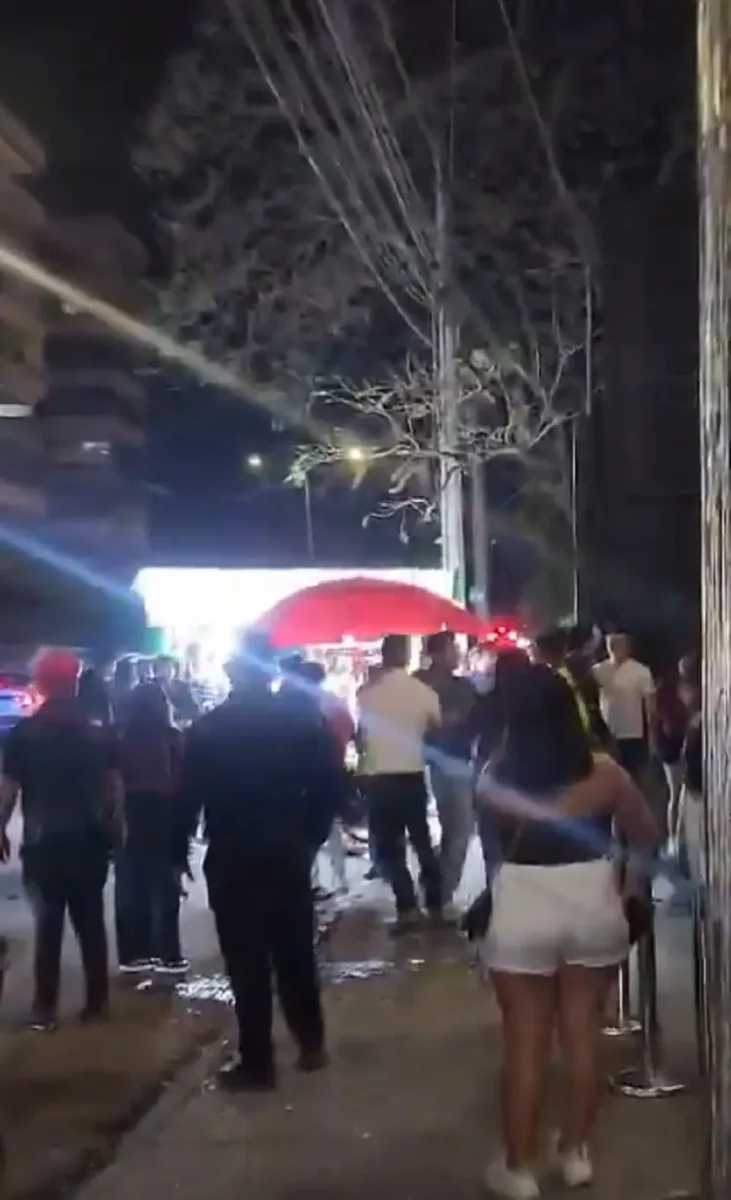 Clausuran bar Una y ya de la Juárez tras riña entre clientes