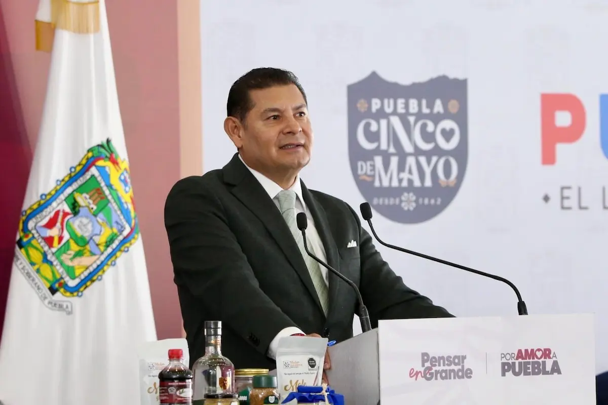 
Sistema de transporte por cable, económico, rápido y protege el medio ambiente