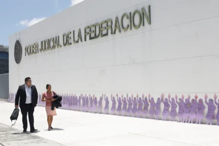 Notarios y trabajadores del Poder Judicial se coludieron para despojar