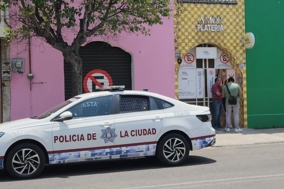 Asaltan joyería en Centro de Puebla en plena luz del día