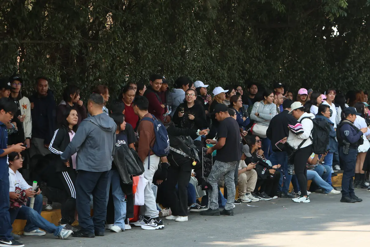 fila para Morat en la Feria de Puebla 2026