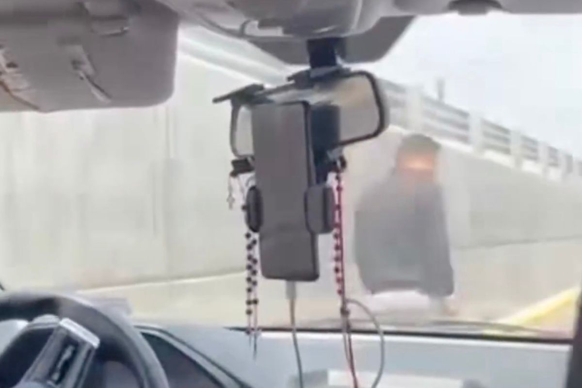 VIDEO: Chofer de la ruta 72A agrede a conductor de DiDi en Puebla