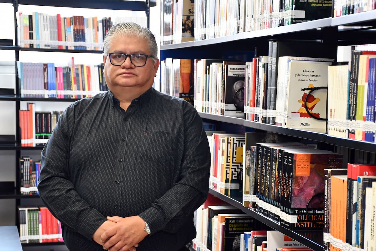 Reconocen a docente BUAP como miembro del Centro Nacional de Investigación Científica (CNRS) de Francia