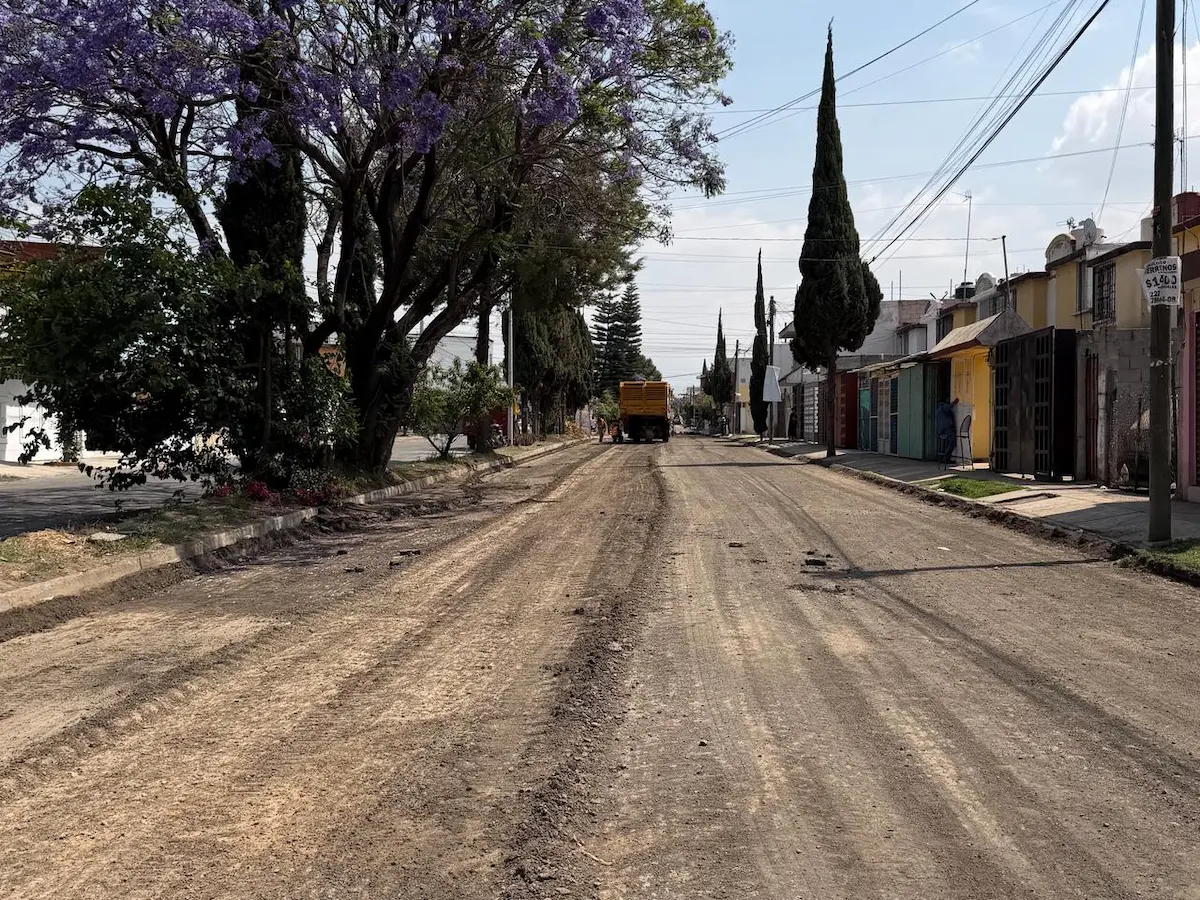 Avanza Gobierno de Pepe Chedraui con trabajos de rehabilitación vial en Bulevar Apulco