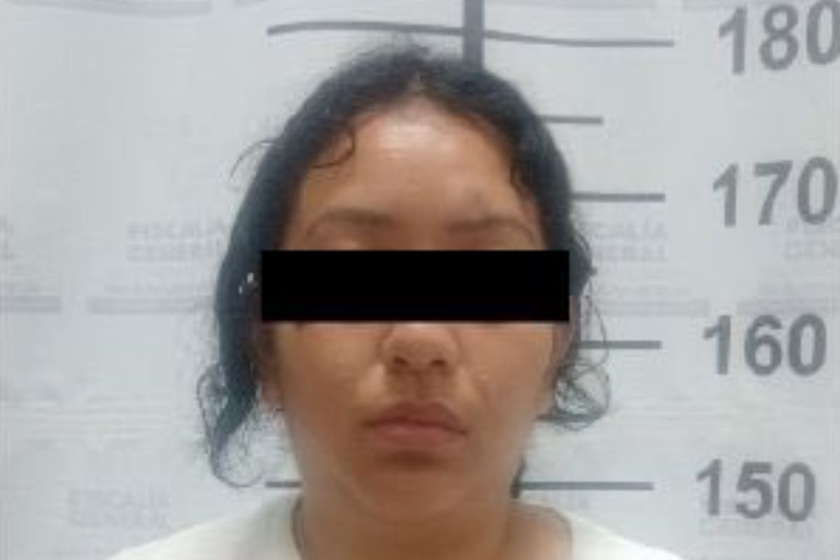 Detienen a mamá de niño que murió al caer de un edificio