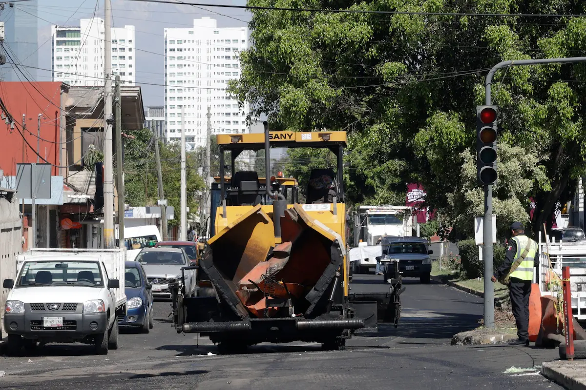 Gobierno de Puebla pavimentará 10 mil calles de la ciudad de Puebla en 2026