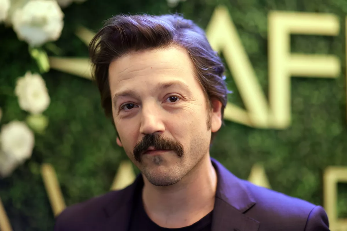 SCJN falla a favor de Diego Luna