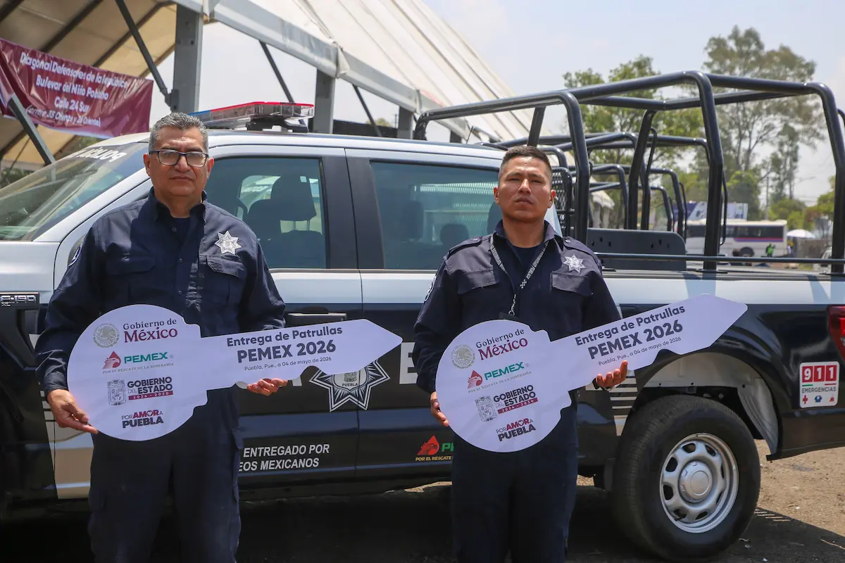 Pemex premia recuperación de hidrocarburos en Puebla con cuarta entrega de pétreos