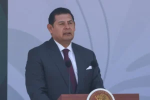 Da mensaje Armenta contra la injerencia extranjera