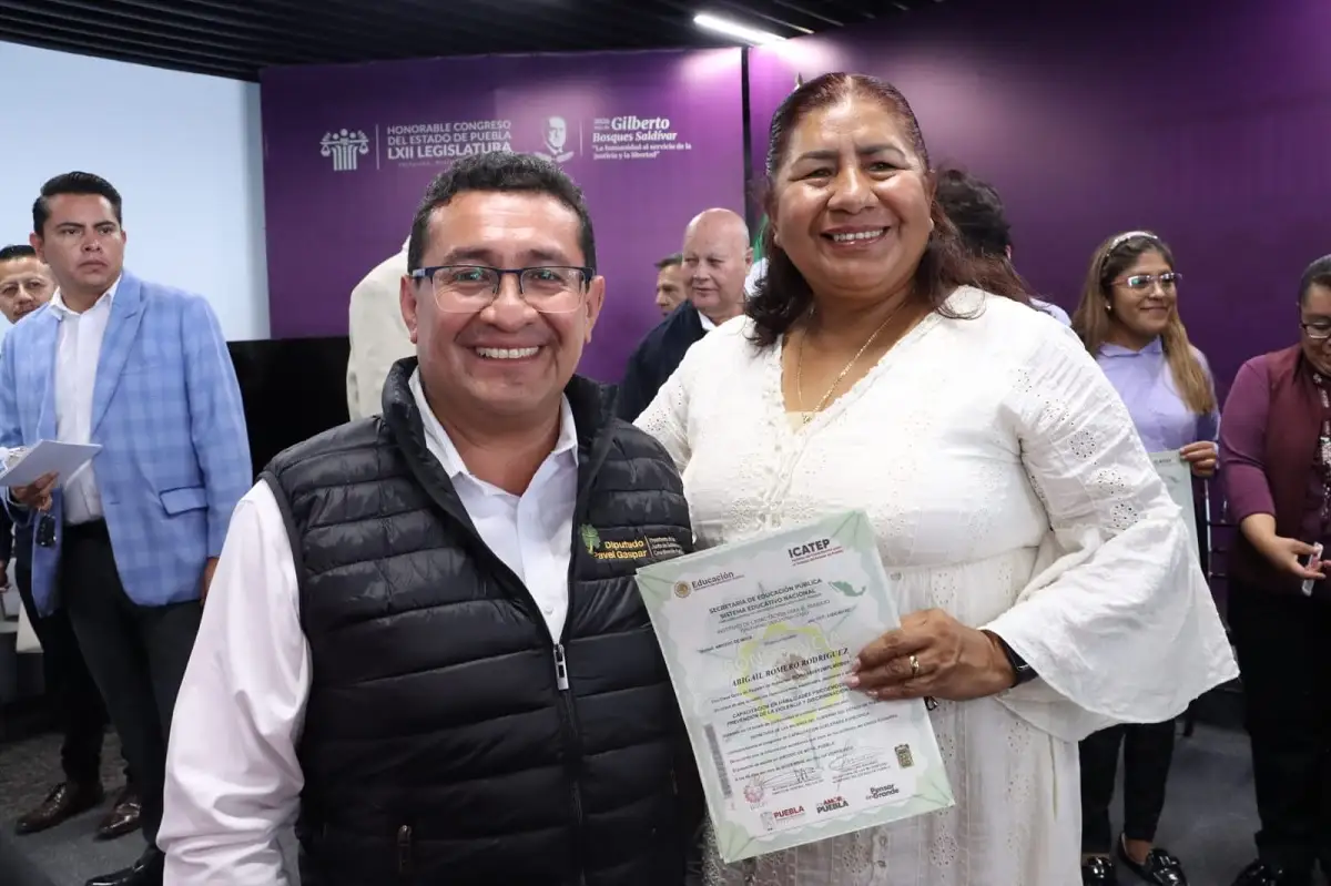 En el Congreso del Estado, ICATEP entrega constancias de capacitación para la prevención de la violencia contra las mujeres 1 En el Congreso del Estado, ICATEP entrega constancias de capacitación para la prevención de la violencia contra las mujeres
