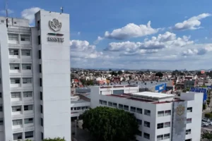 Sheinbaum anuncia aumento salarial para trabajadores del ISSSTE y garantiza ingresos por encima de la inflación