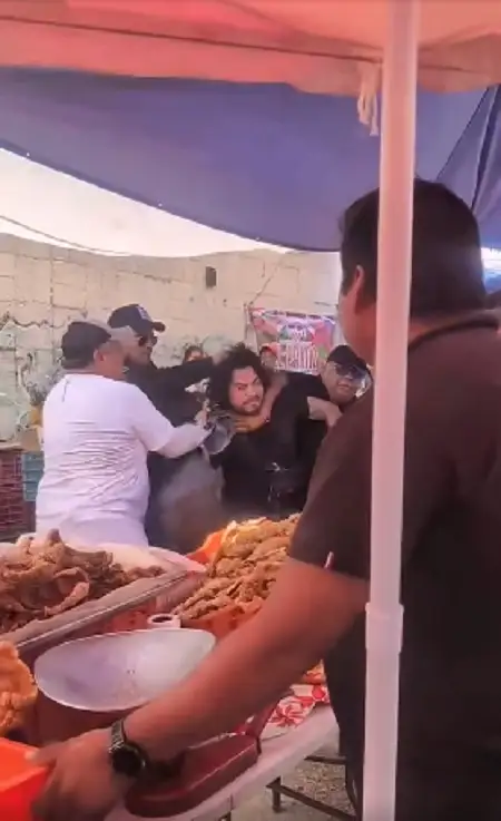 Golpean a integrante del Colectivo Huitzil Urbano en tianguis 