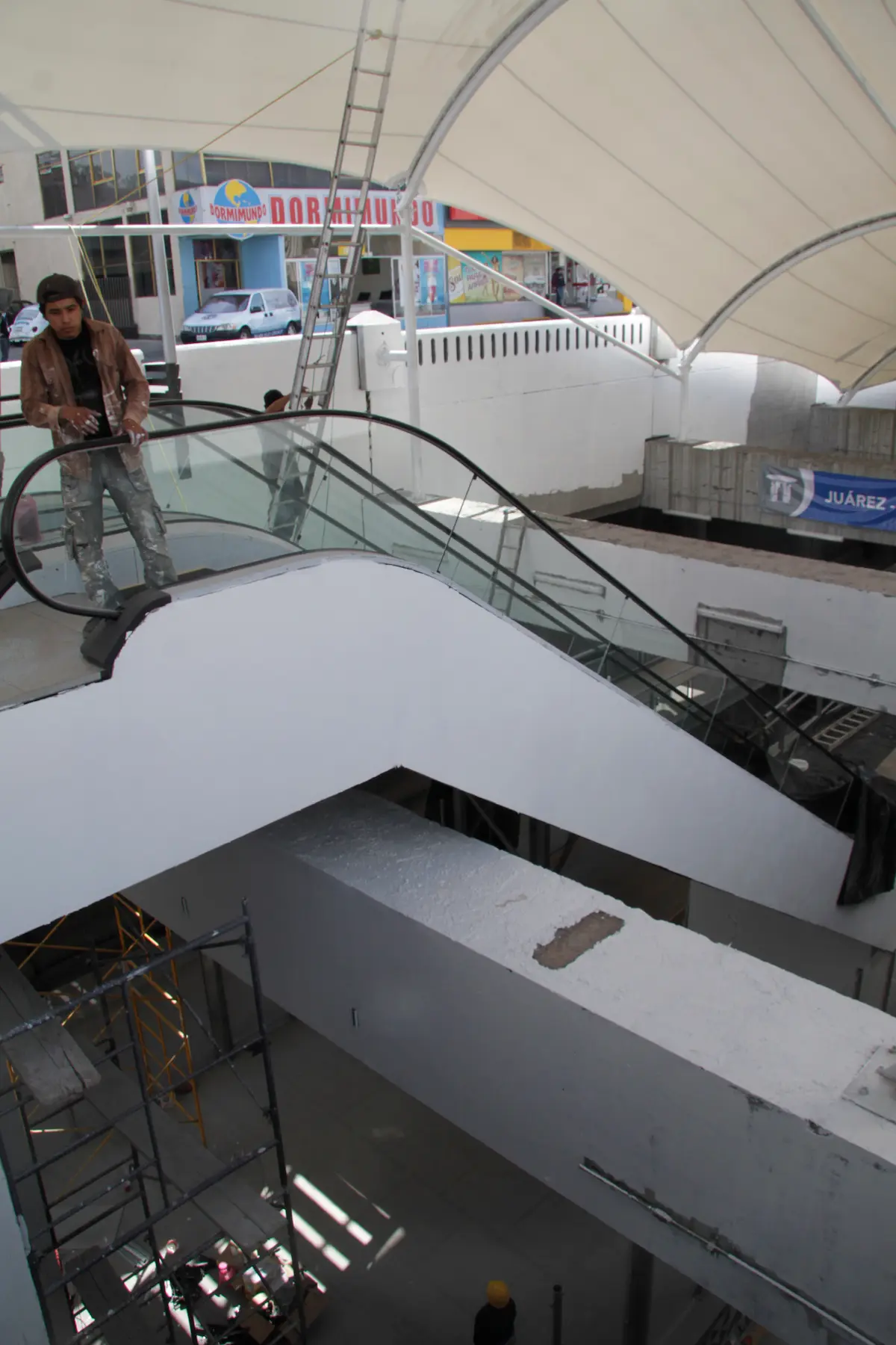 Darán mantenimiento a escaleras eléctricas y elevadores de RUTA