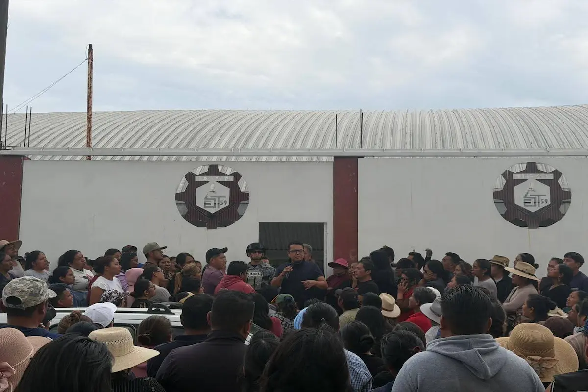Evacúan Secundaria Técnica 59 en Coronango tras supuesta amenaza de tiroteo