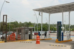 Estacionamiento 6 del CCU cobrará a quienes vayan a Finanzas o al Hospital Ángeles