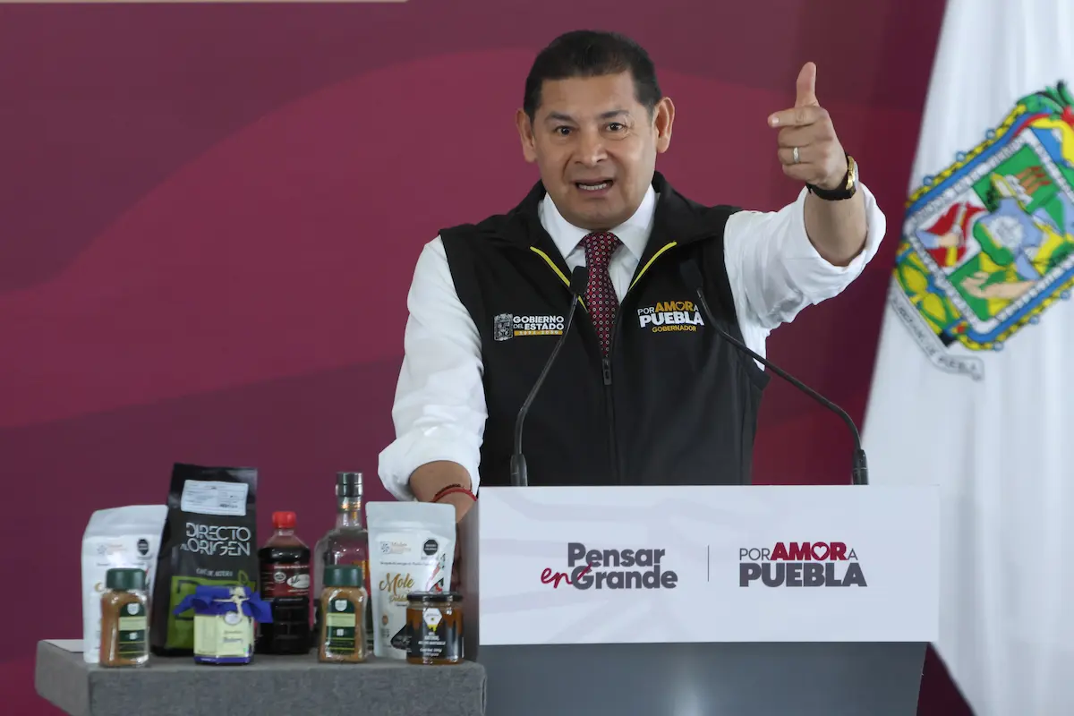 Amenazan a Alejandro Armenta, gobernador de Puebla