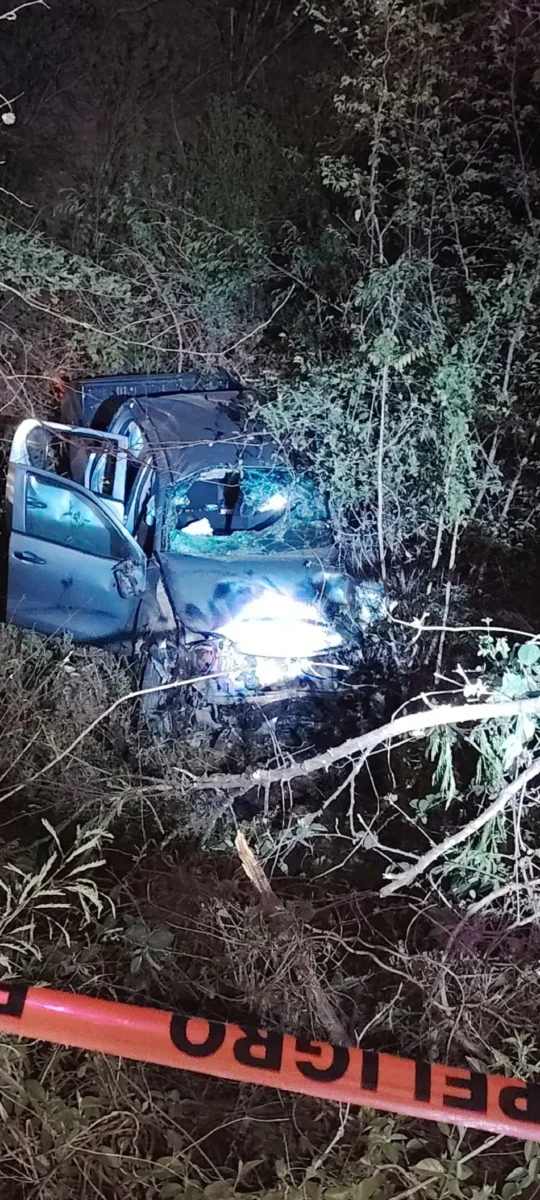 Alcalde de Ahuatlán sufre accidente automovilístico 