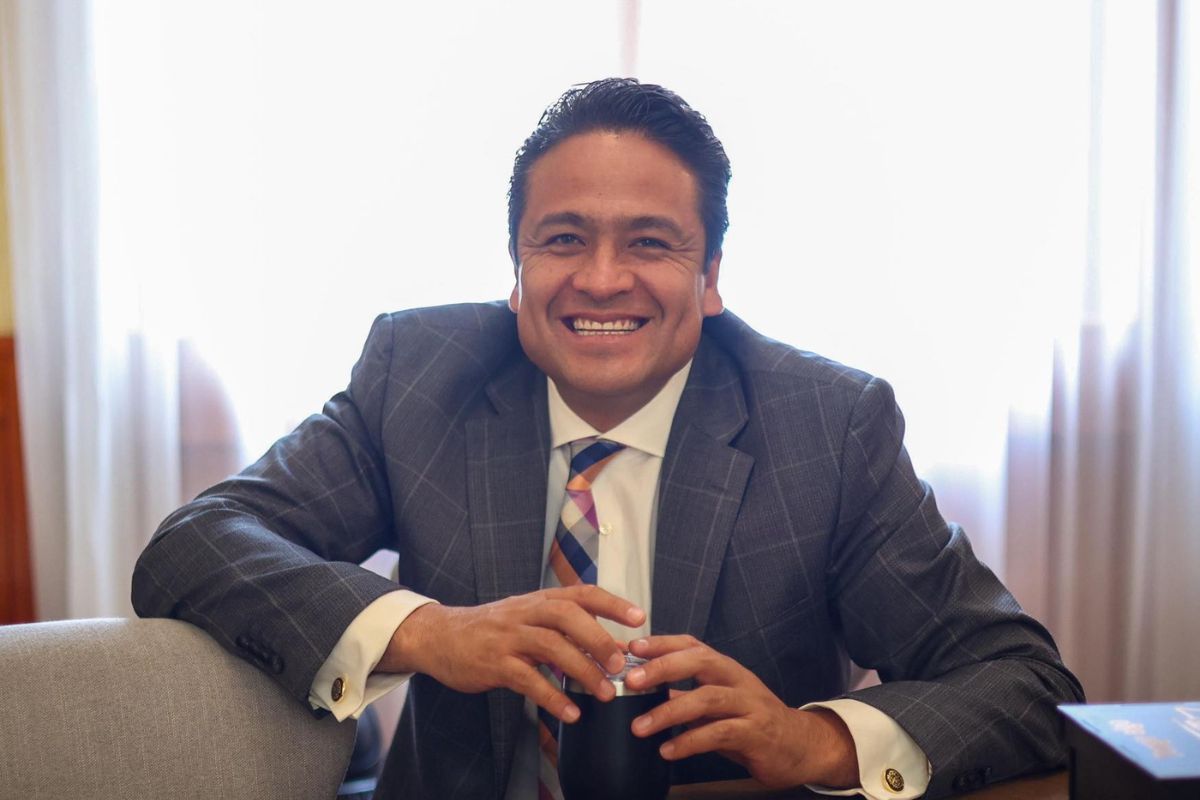 Morena ordena al alcalde de Chignahuapan frenar actos ostentosos