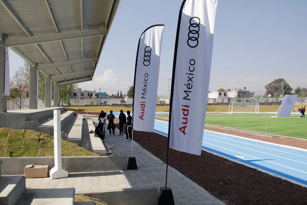 Audi abrirá 800 vacantes en Puebla, anuncia Armenta