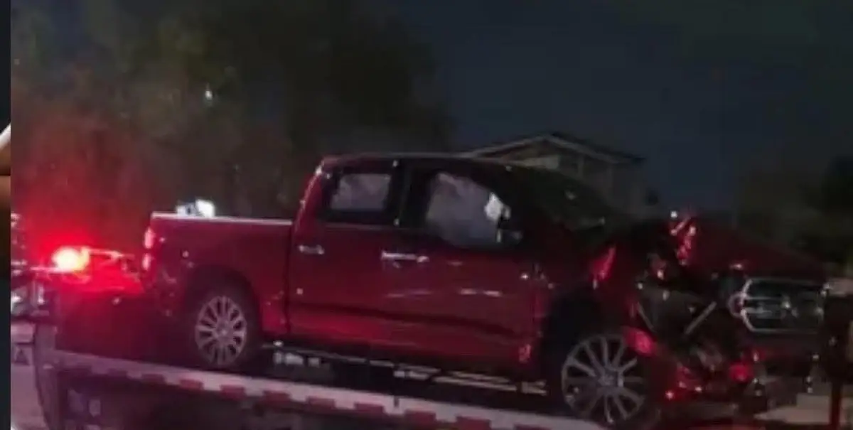Choca Paolita Suárez contra camión y esto sabemos