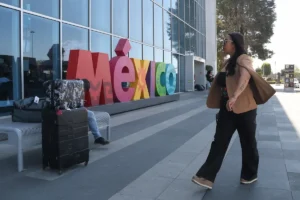 Anuncia Armenta mil millones de pesos de inversión para el Aeropuerto Hermanos Serdán