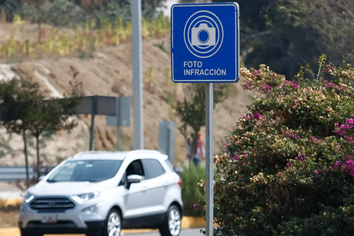 Identifica los falsos mensajes de fotomultas en Puebla