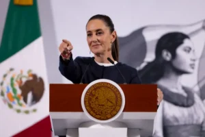 Sheinbaum aclara que México no vigila a funcionarios señalados por EU