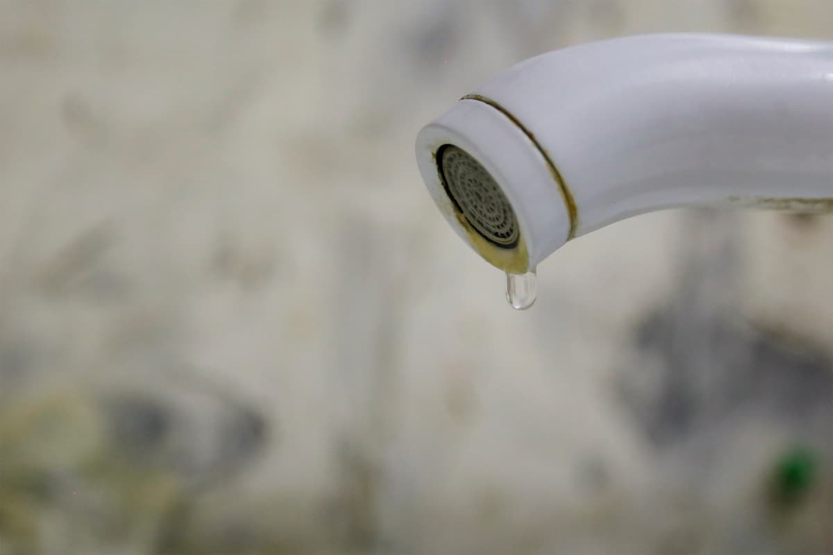 Roberto Solís y SOSAPAHUE aprueban facilidades para que las familias huejotzingas se pongan al corriente con el servicio de agua
