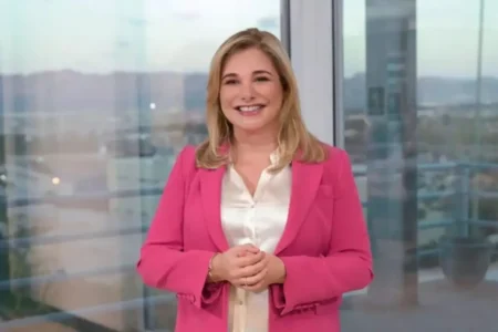 FGR cita a comparecer a Maru Campos por caso de la CIA