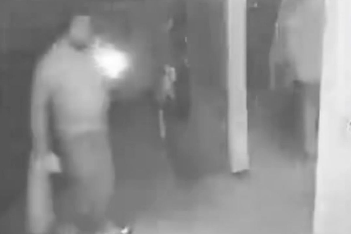 Ladrones saquean casa en Jardines de San Manuel