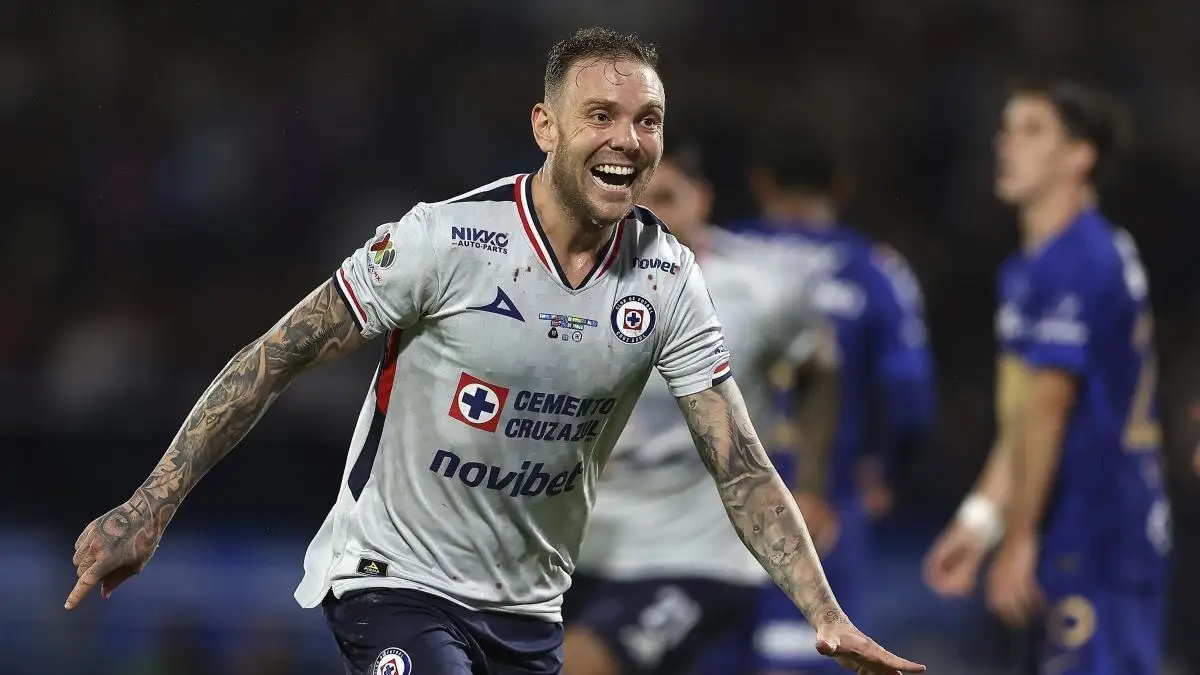 “En mis libros es más americanista”: aficionados del América agradecen a Rotondi por quitarle el título a Pumas 2 Gol de Rotondi ante Pumas es celebrado por aficionados del américa