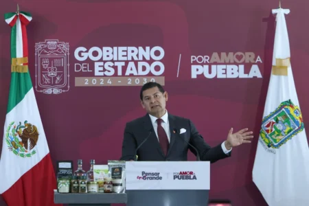 Hay buenos perfiles en Morena Puebla