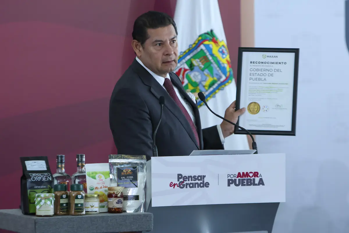 “Hay buenos perfiles en Morena Puebla”, afirma Armenta 2 Hay buenos perfiles en Morena Puebla