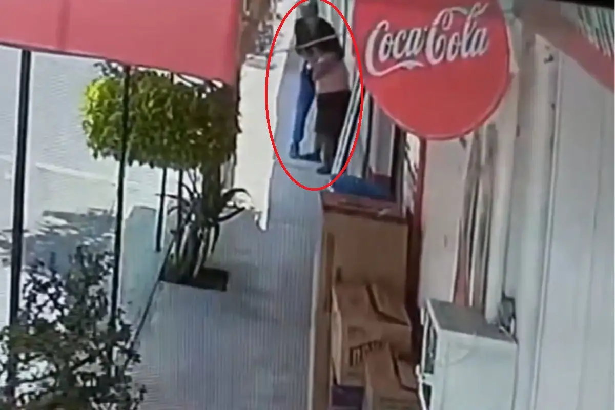 (VIDEO) Denuncian a hombre por acosar a mujeres en calles de Tehuacán; las acecha desde su coche 7 Denuncian a hombre que acosa a mujeres en Tehuacán