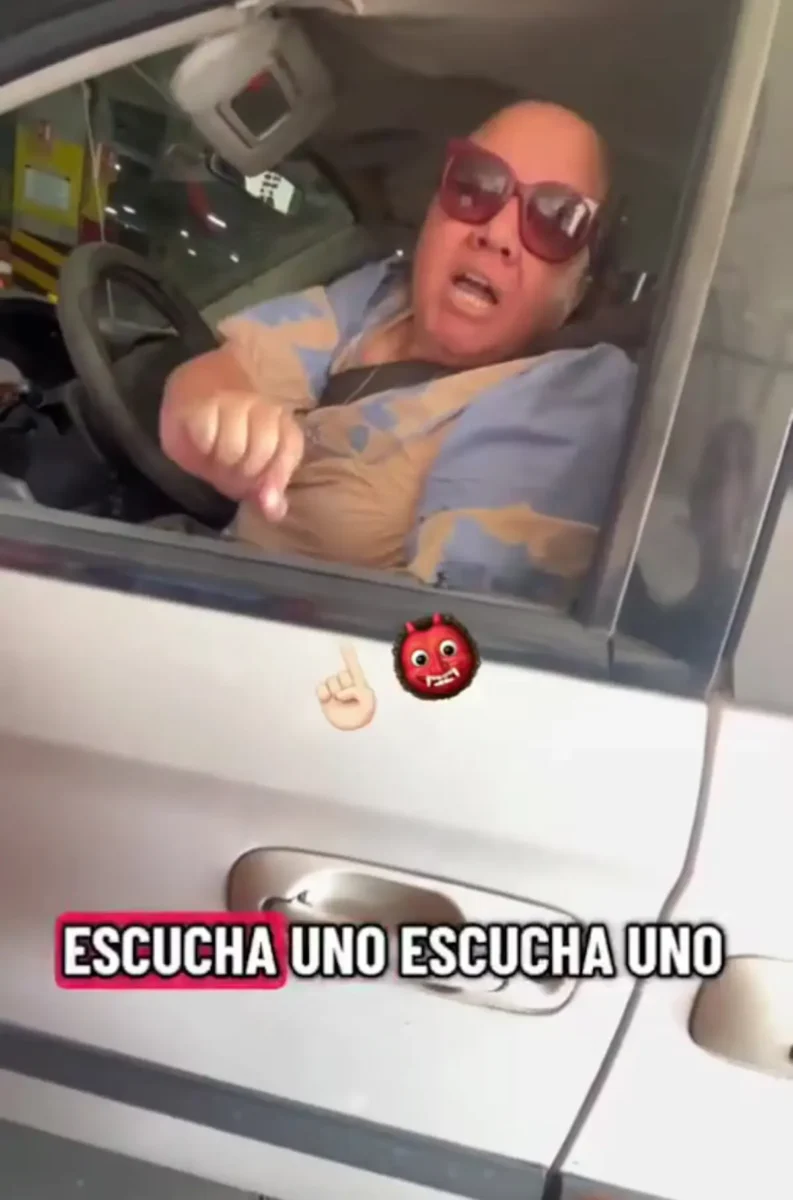 Mujer casi atropella a peatones y la apodan Lady Tronchatoro